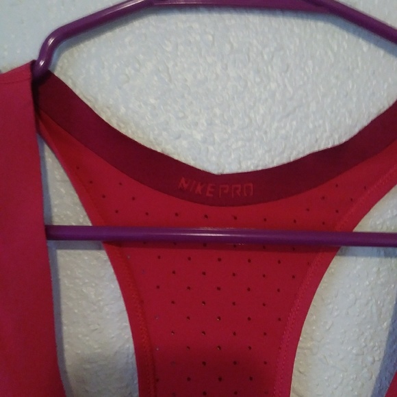 Nike Pro Dri-Fit Tank Top - Picture 6 of 8